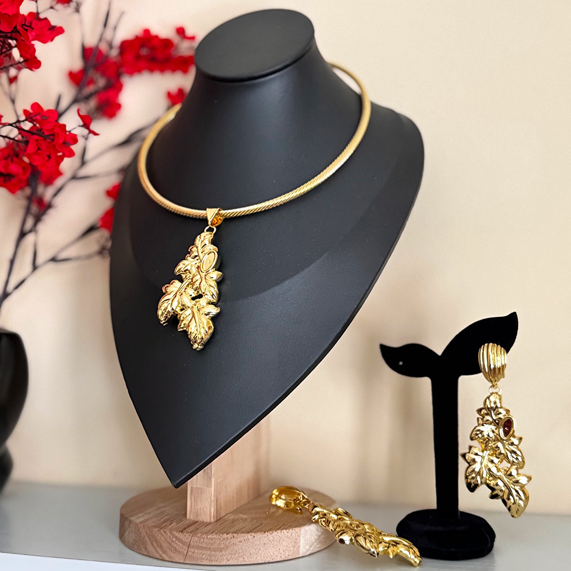 18K Gold Star & Moon Pendant Set