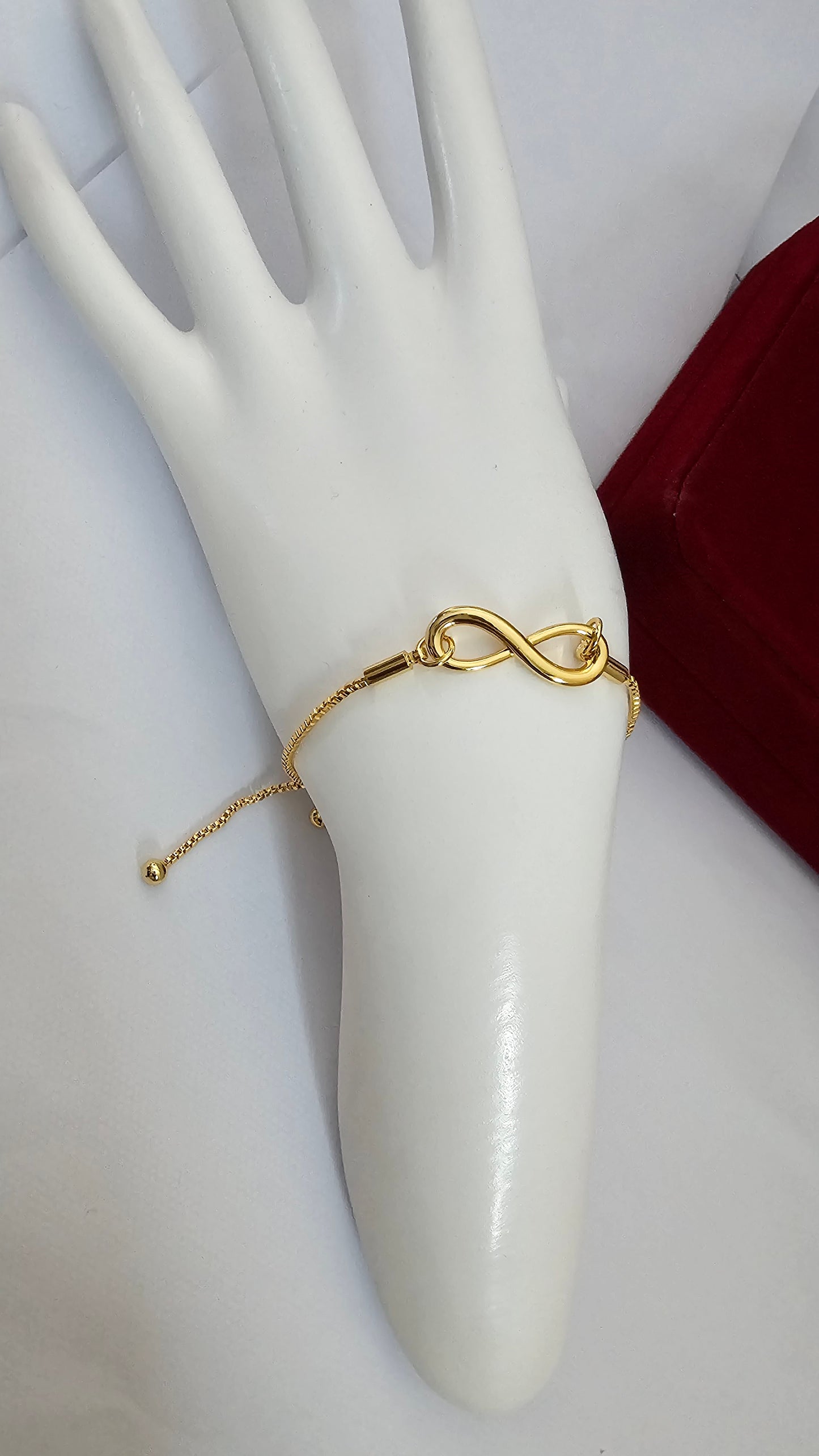 18K Gold-Plated Heart Link Bracelet