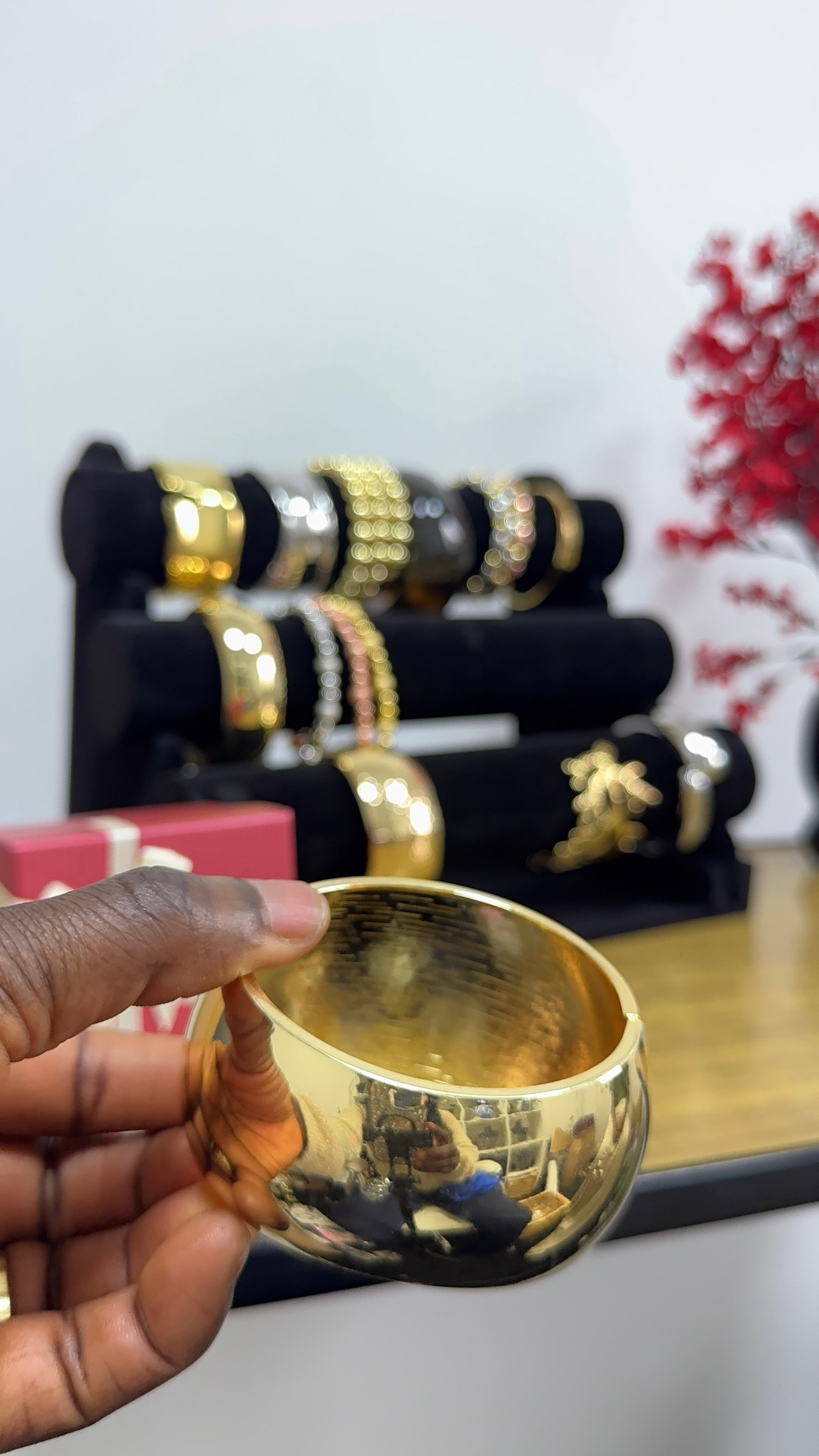 Oval Big Gold Bangle | Sleek Minimalist Jewellery Design