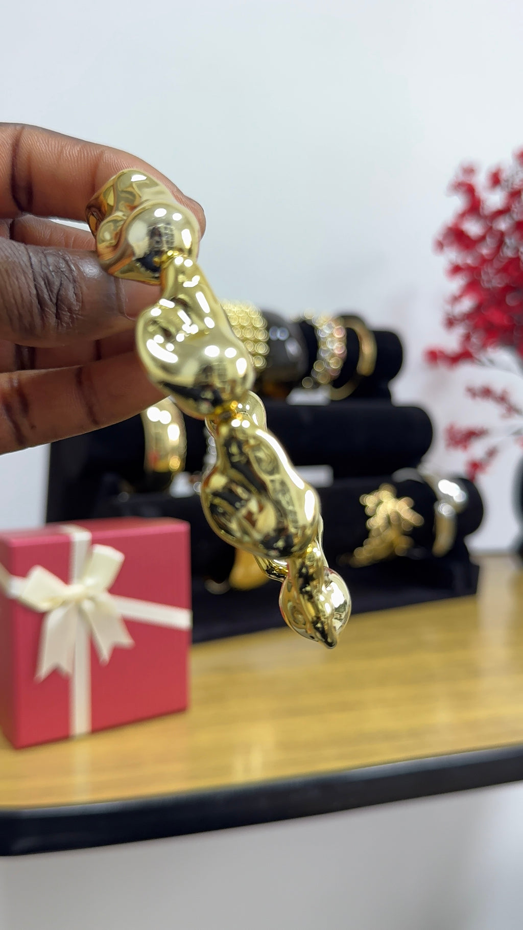 Contemporary Gold Wrist Jewellery | Sophisticated Ladies’ Bracelet