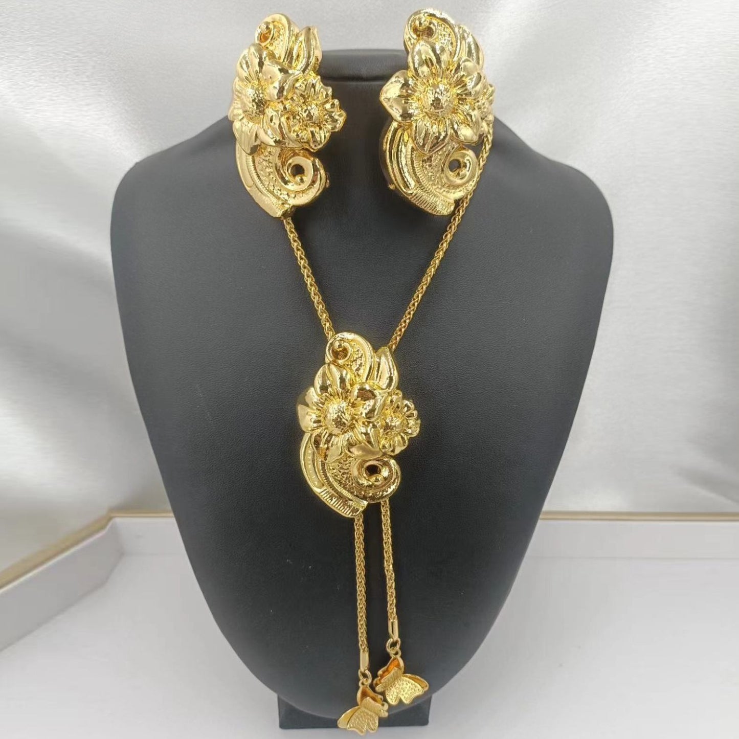 18K Gold Tiny Lock & Key Pendant Set