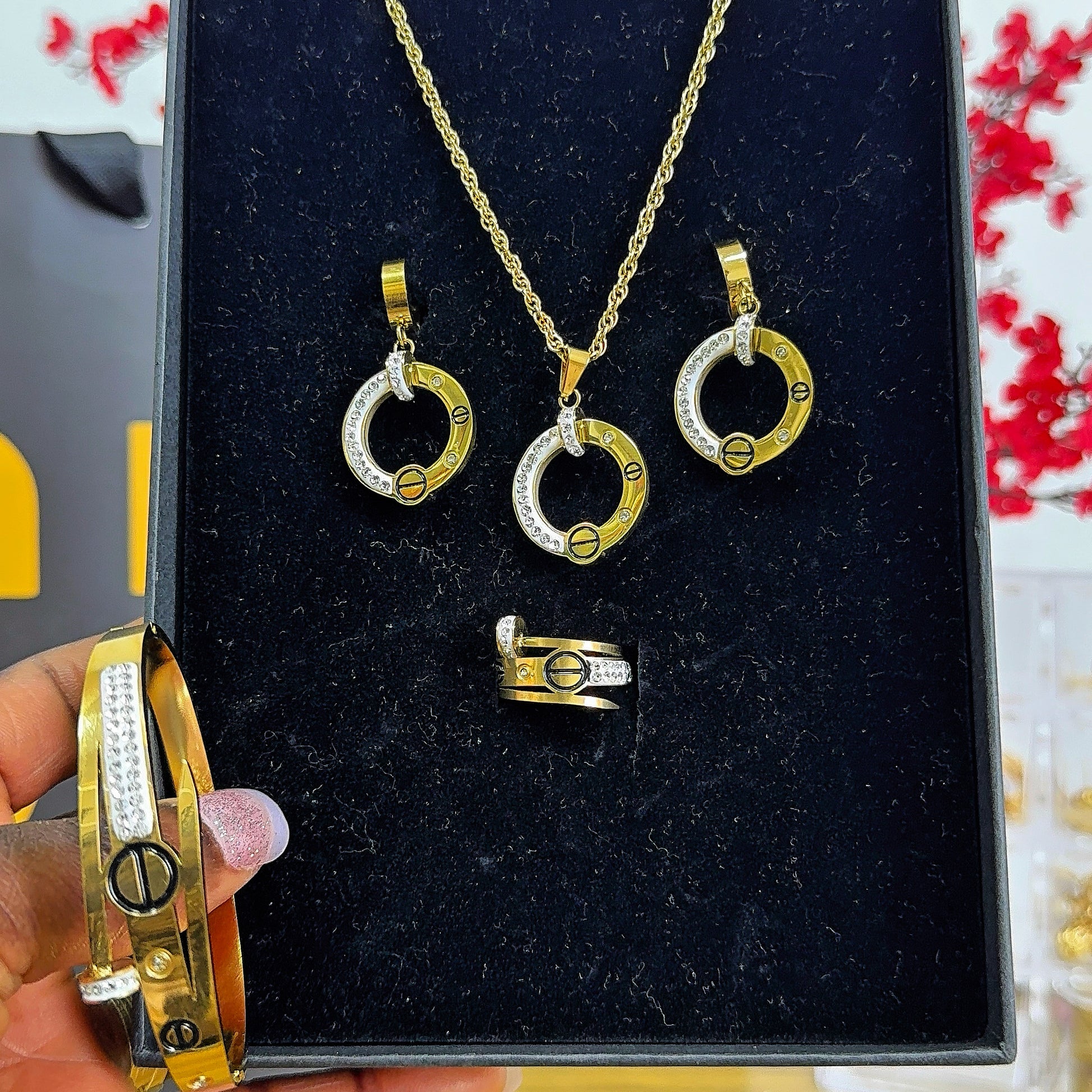 Ifunanya Gold-Plated Heart Set – Love in Layers