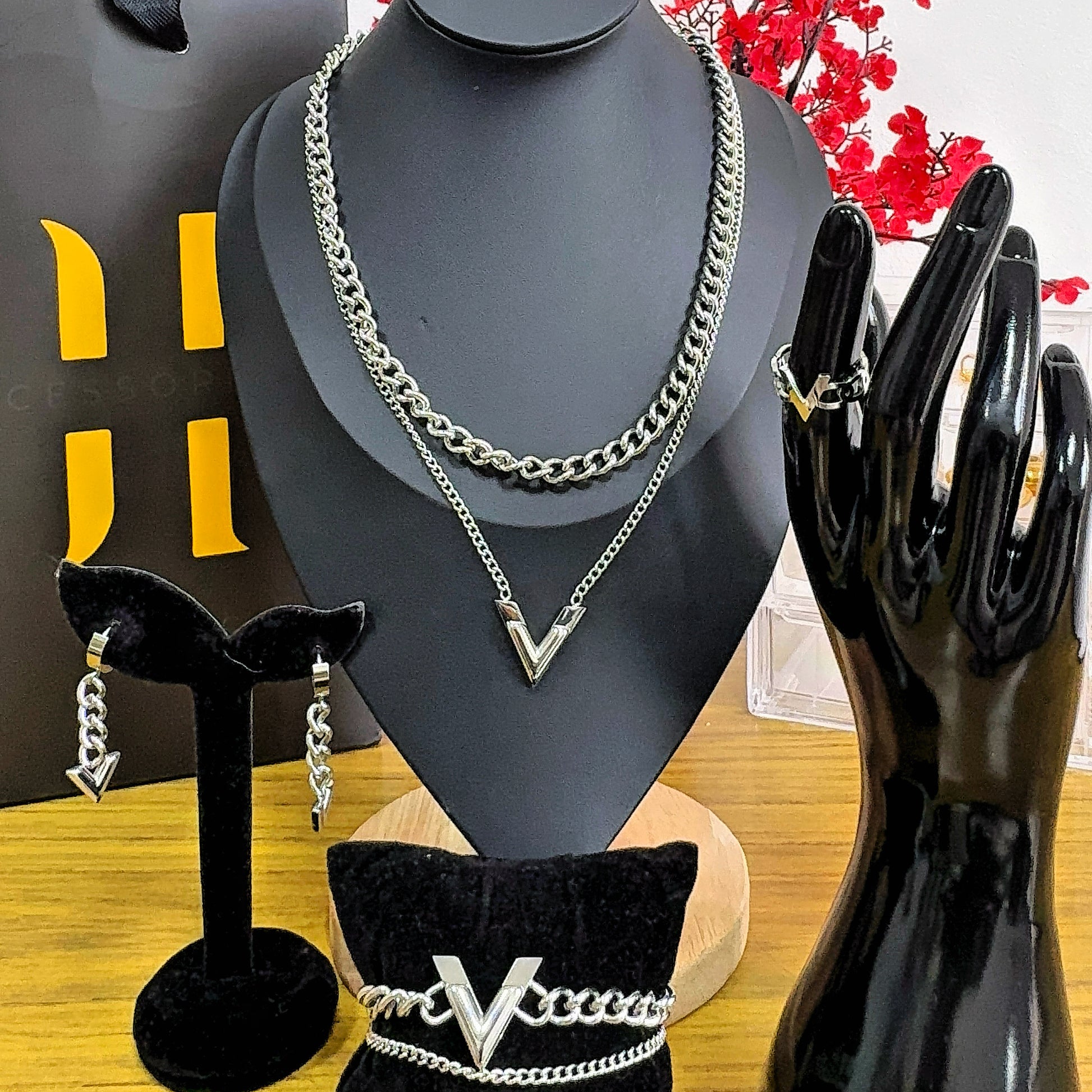 Zara Luxe gold-plated necklace