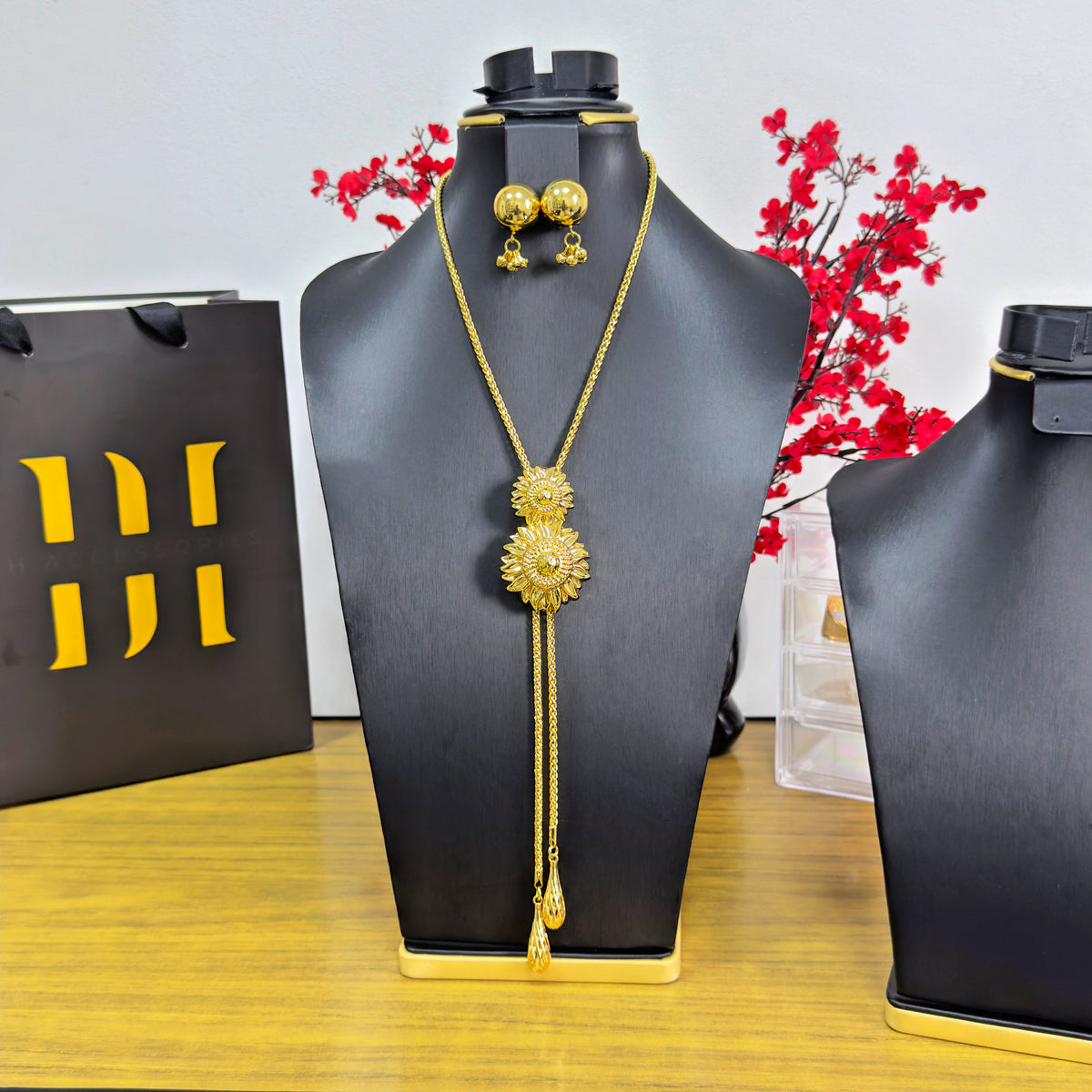 Premium Gold Plated Pendant Set