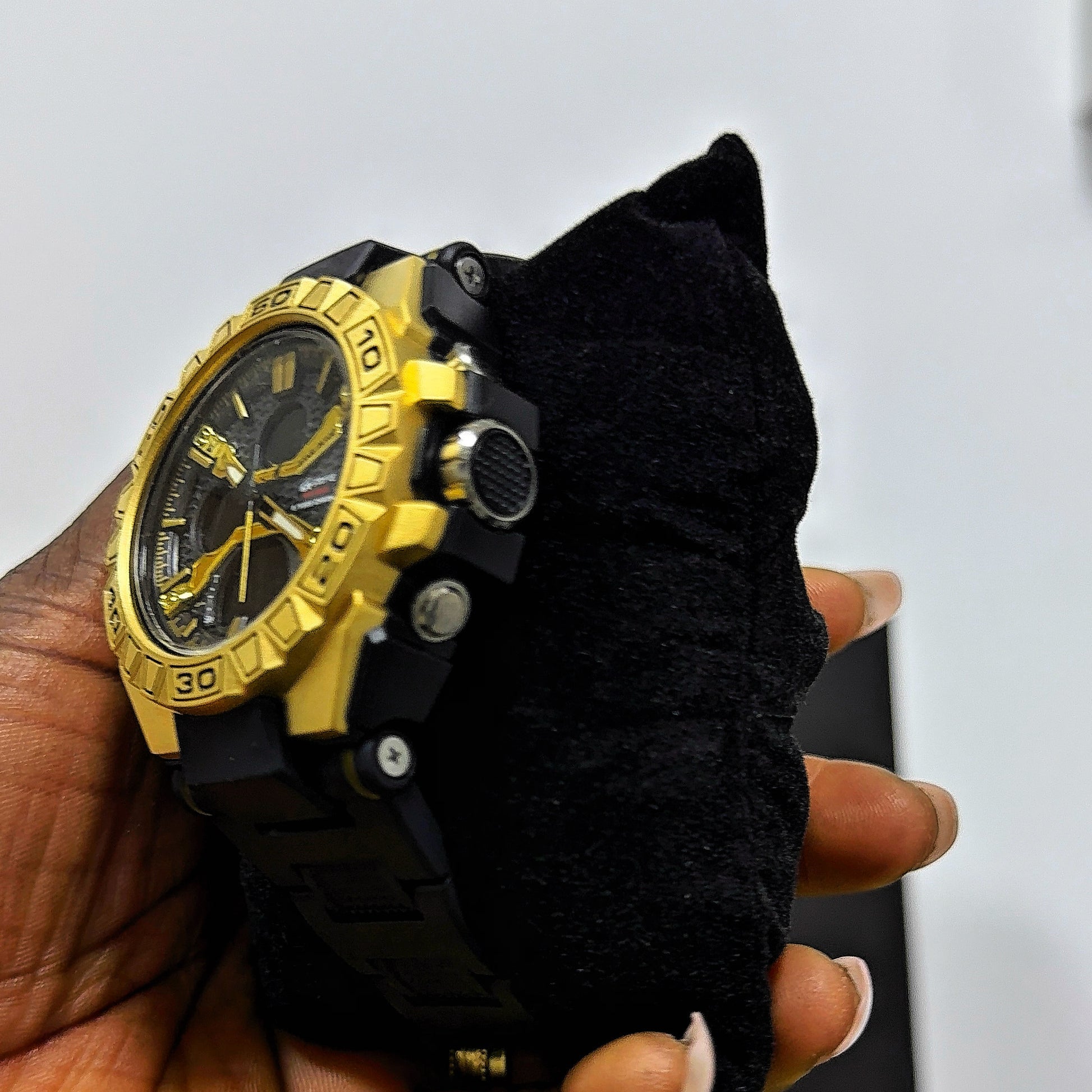 Black Classic Stainless Steel Watch