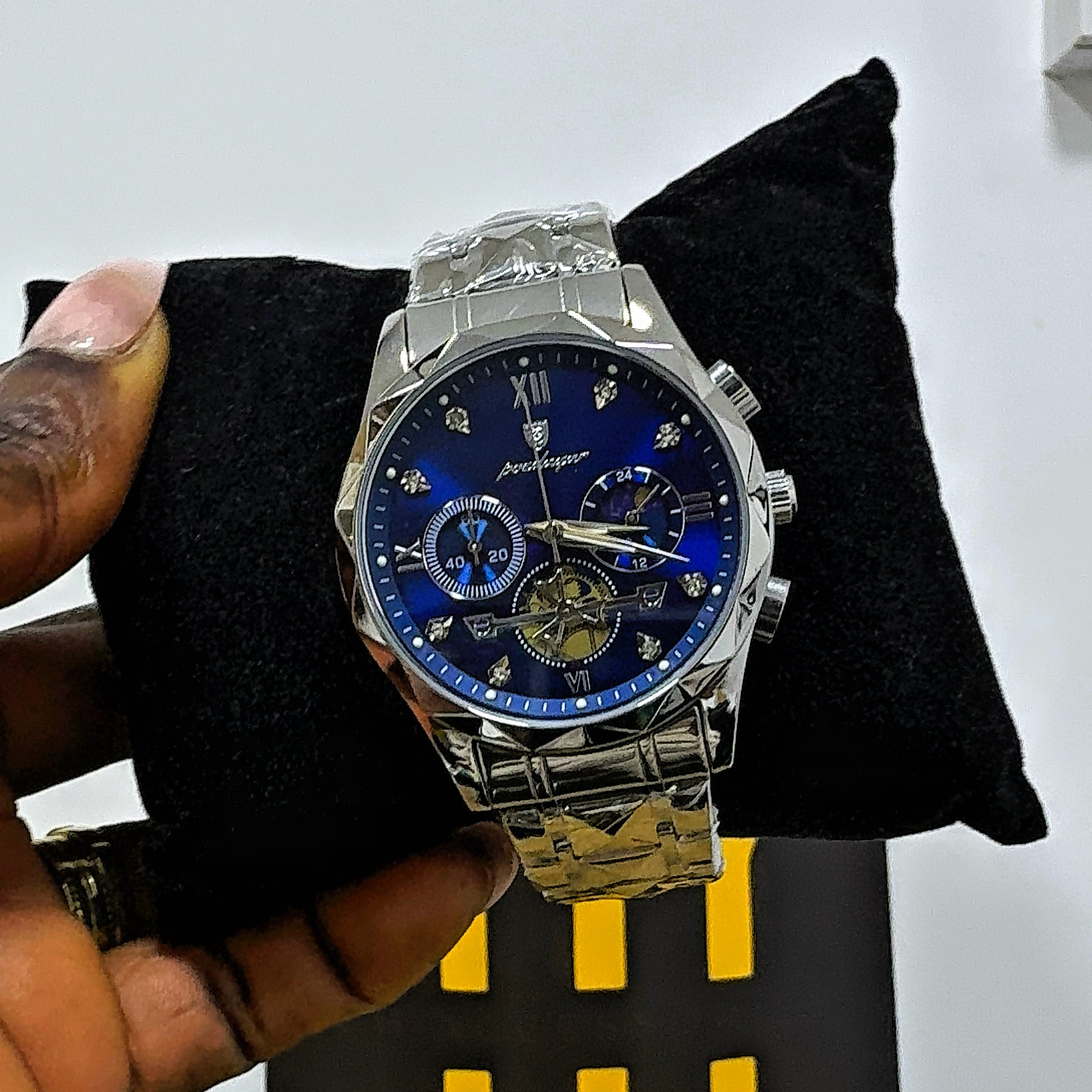 Ladies Fashion Wristwatch – Premium Stainless Steel Women’s Watch