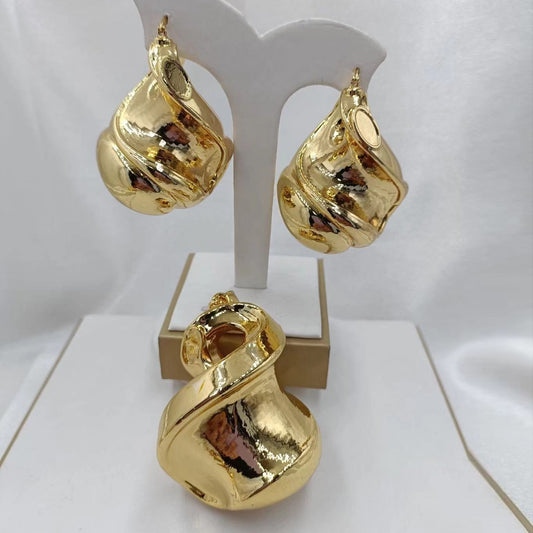 18K Gold-Plated Choker Pendant & Earrings Set