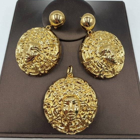 18K Gold Twisted Dangling Pendant Set