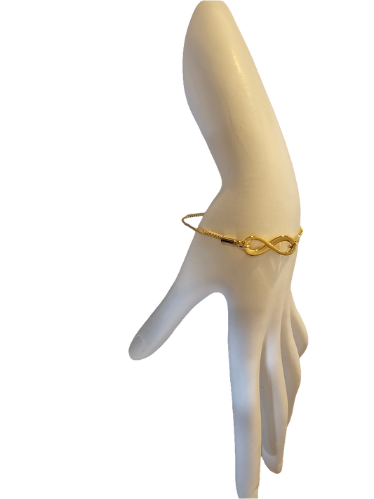 18K Gold-Plated Heart Link Bracelet