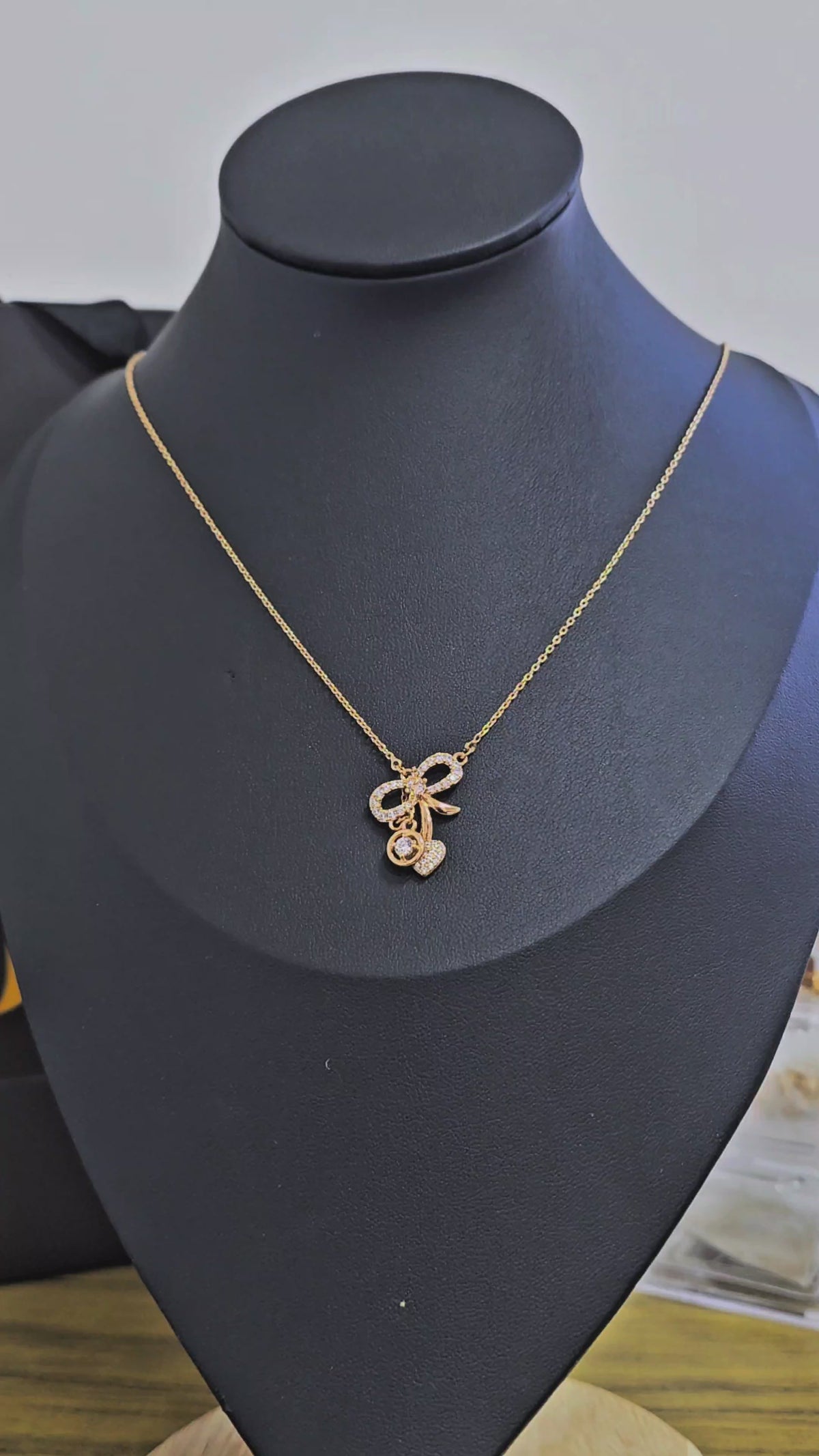 Fashion necklace 012
