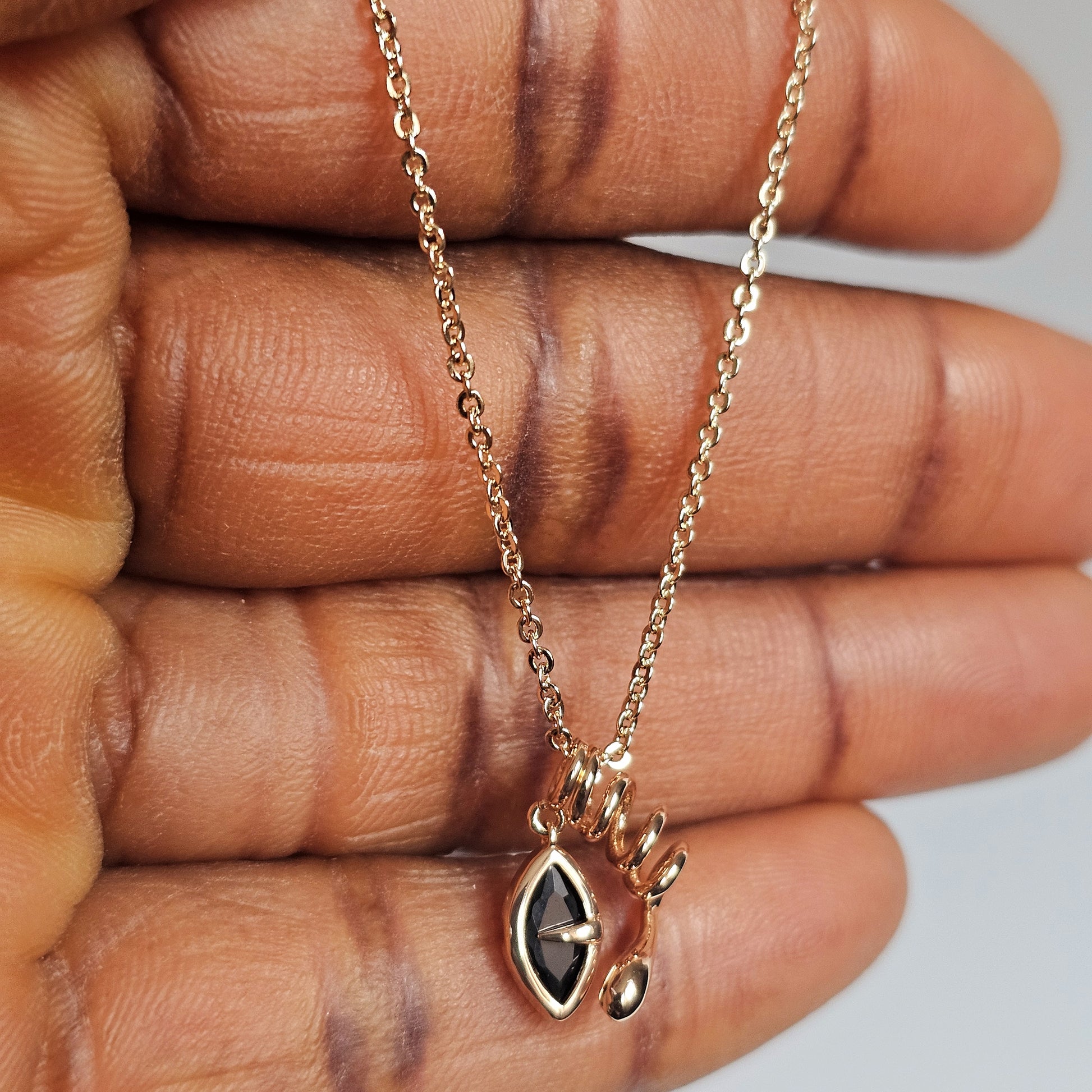 Liz necklace