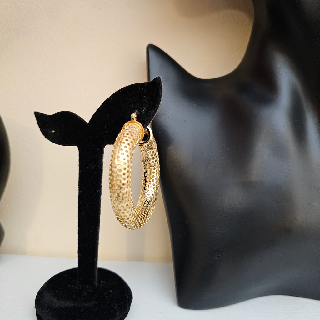 Bella Glow – 18K Gold-Plated Rose Dangle Earrings