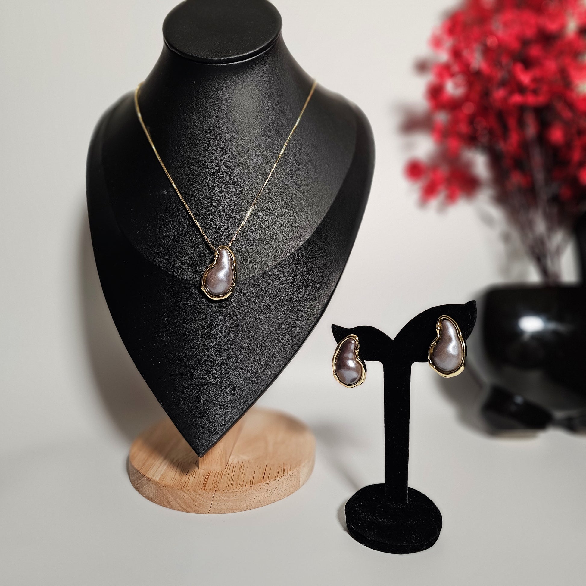 Kumbi Gold-Plated Set