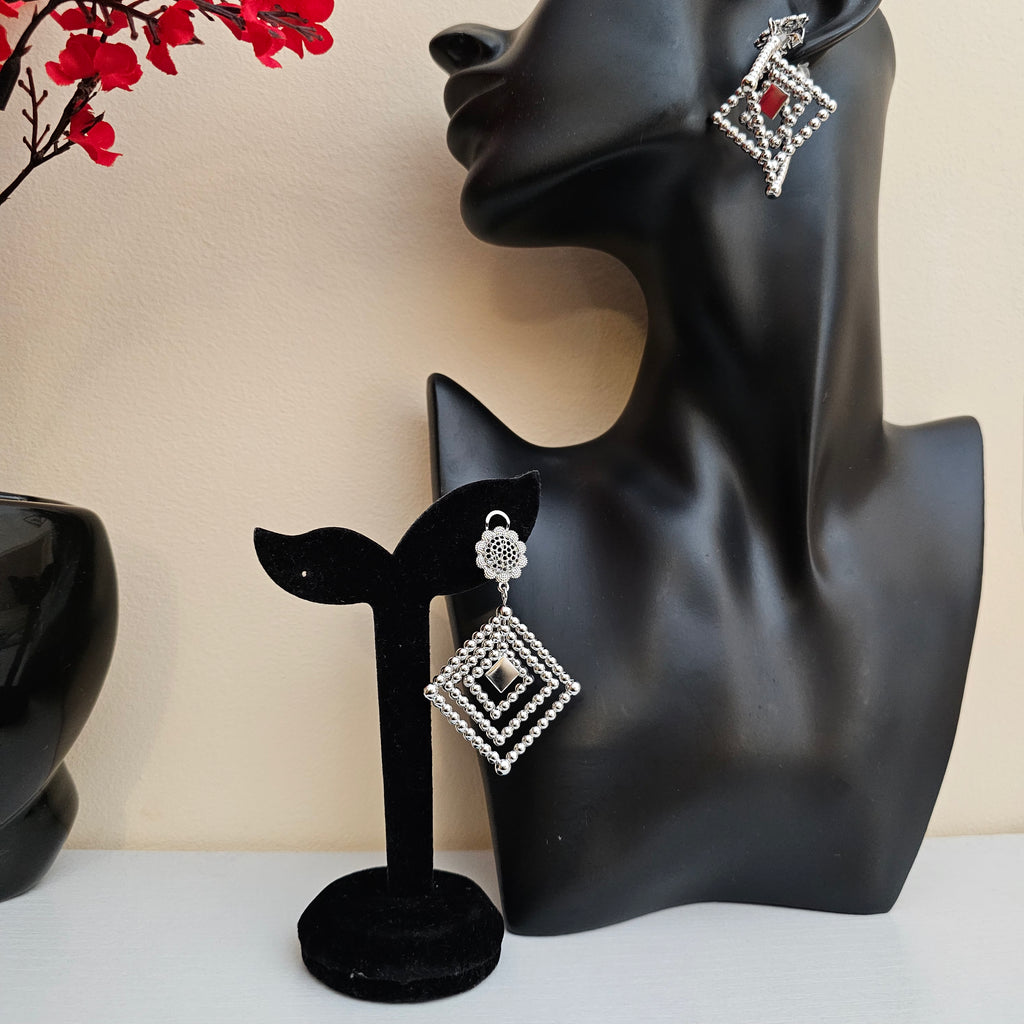 18K Gold-Plated Pearl Drop Earrings – Hypoallergenic & Non-Tarnish Jewellery UK