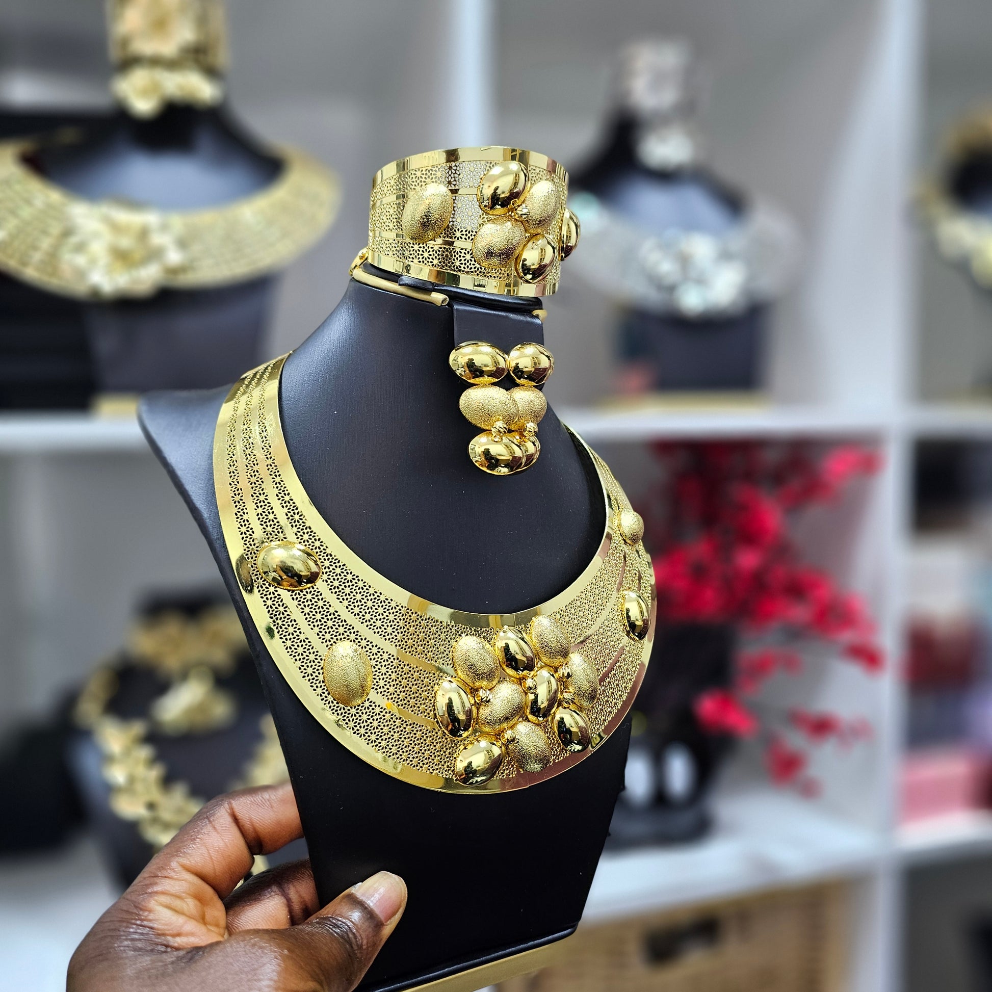 18K Gold-Plated Bold Party Set