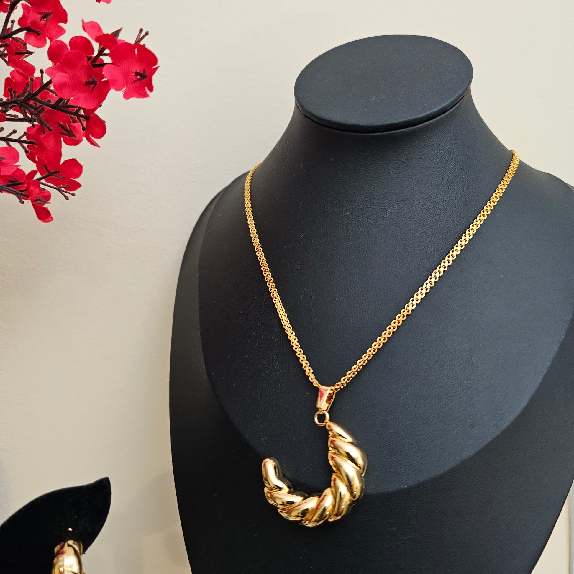 Gold-Plated Elegance Jewelry Set