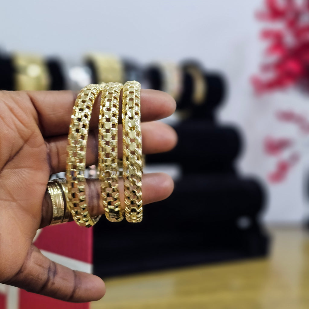Elegant Cuff Bangle | Office Wear Women’s Jewellery