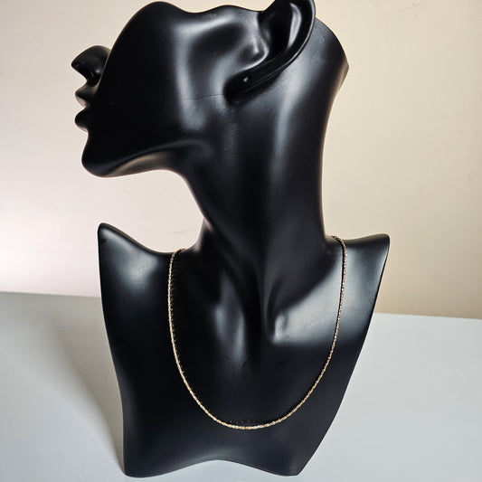 Minimalist Twist Chain Necklace