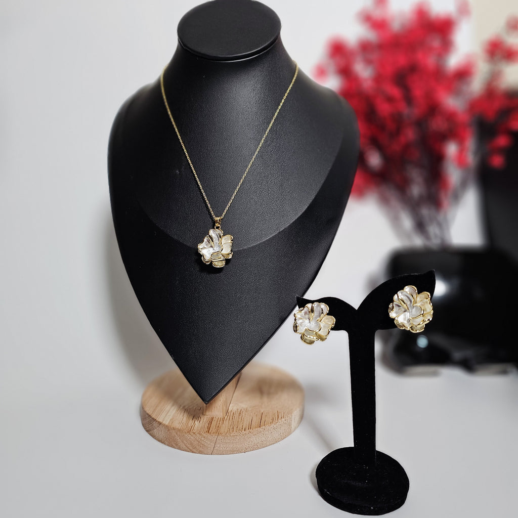 Golden Aura Jewelry Set