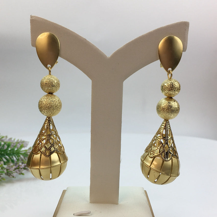 Ella Grace – Elegant Multicolour Dangle Earrings
