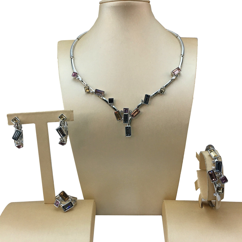 18K Gold Interlocked Pendant & Earrings Set