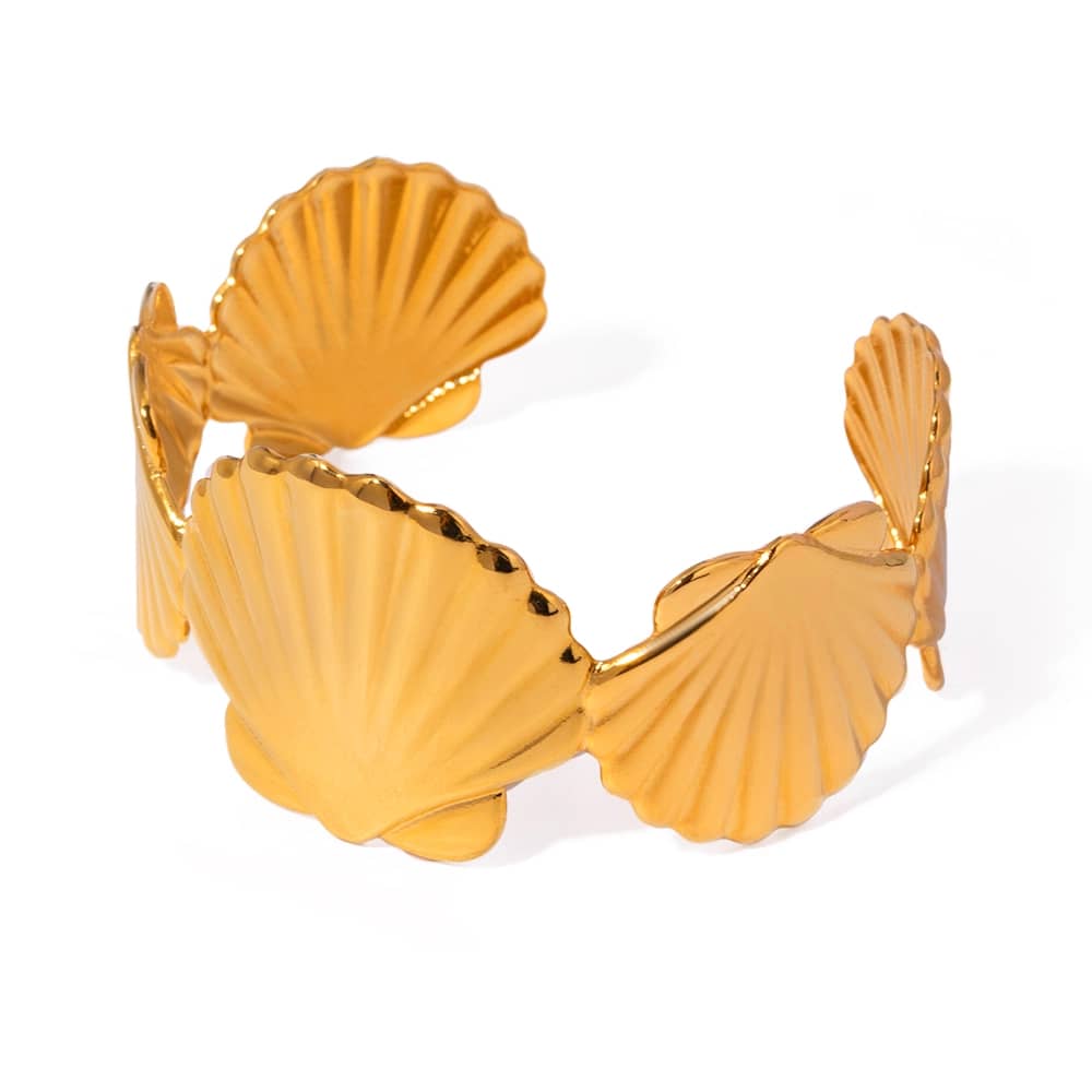 Luxurious 18K Gold-Plated Bangle